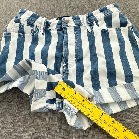 Hollister High Rise Cuffed Shorts Striped Blue White Button Up 5/27 Waist Cotton - Picture 3 of 12